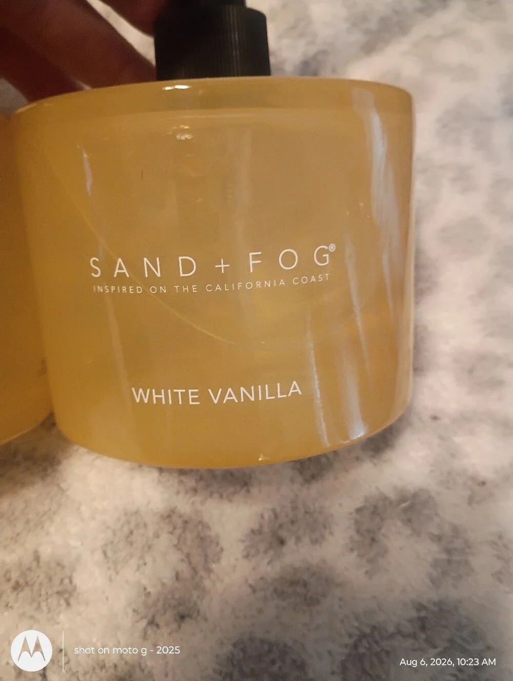 SAND+FOG White Vanilla Fragrant Hand Wash (2)